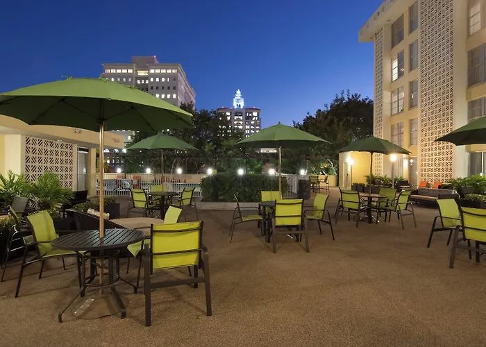 Courtyard Miami Coral Gables